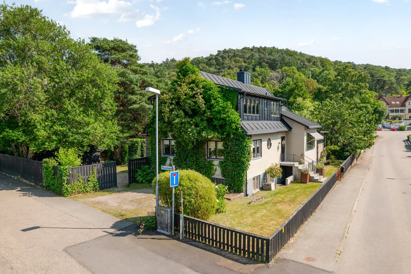 Villa, Kungsbergsvägen 29, Båstad. Bild 1 av 1