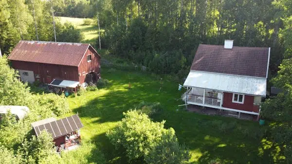 Image 1 of 1 of Norra Lövfallet 404