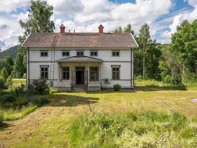Villa, 6 rum, 215 m²