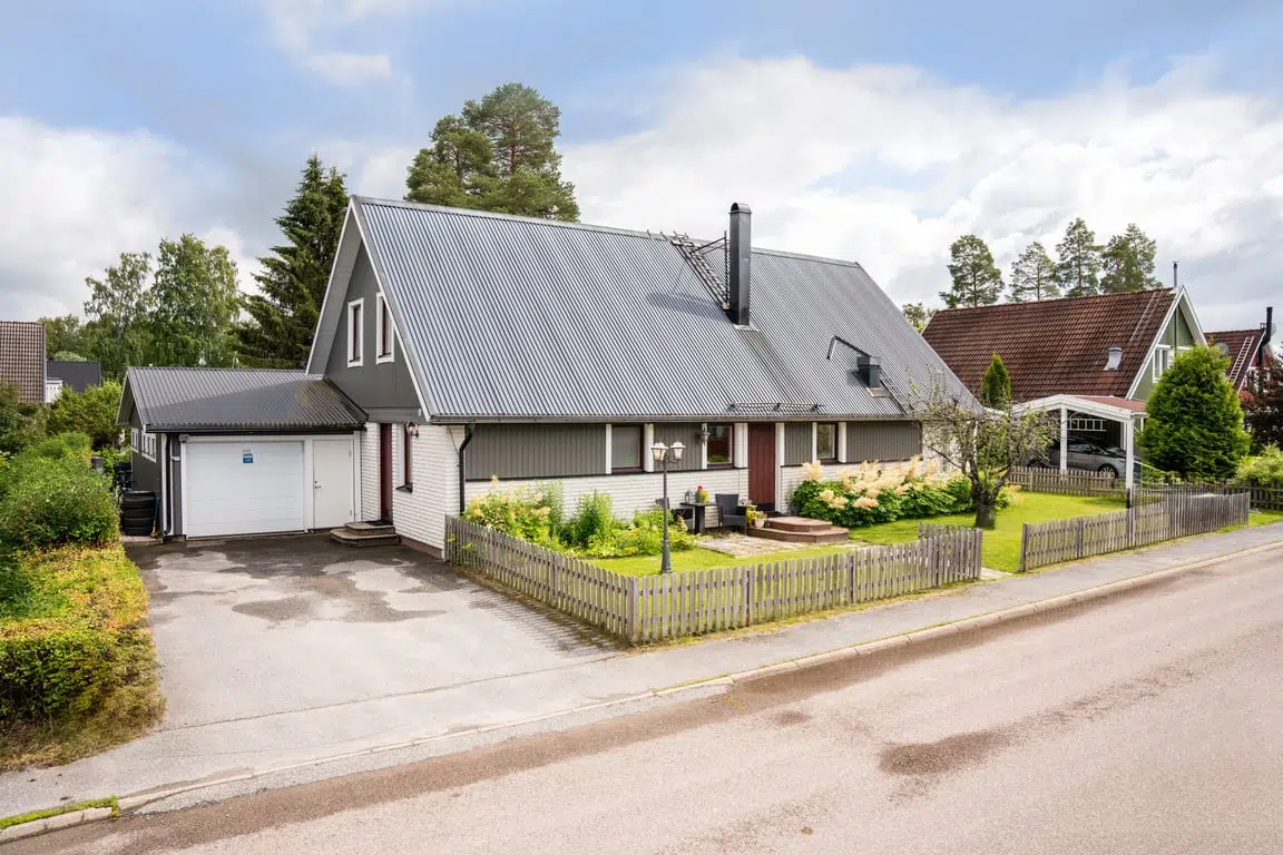 Bild 1 av 1 på Bivackvägen 7