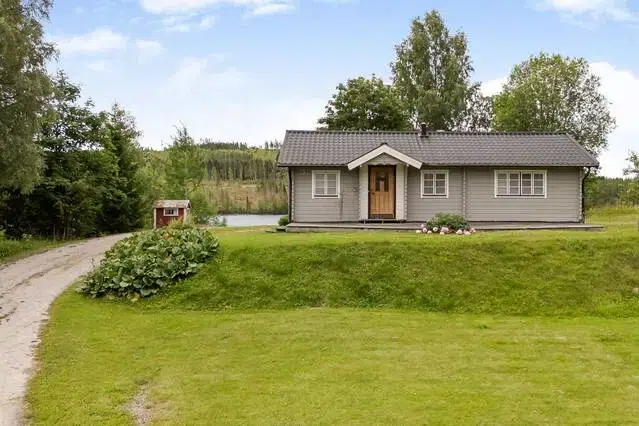 House, 2 rooms, 67 m² in Svärdsjö