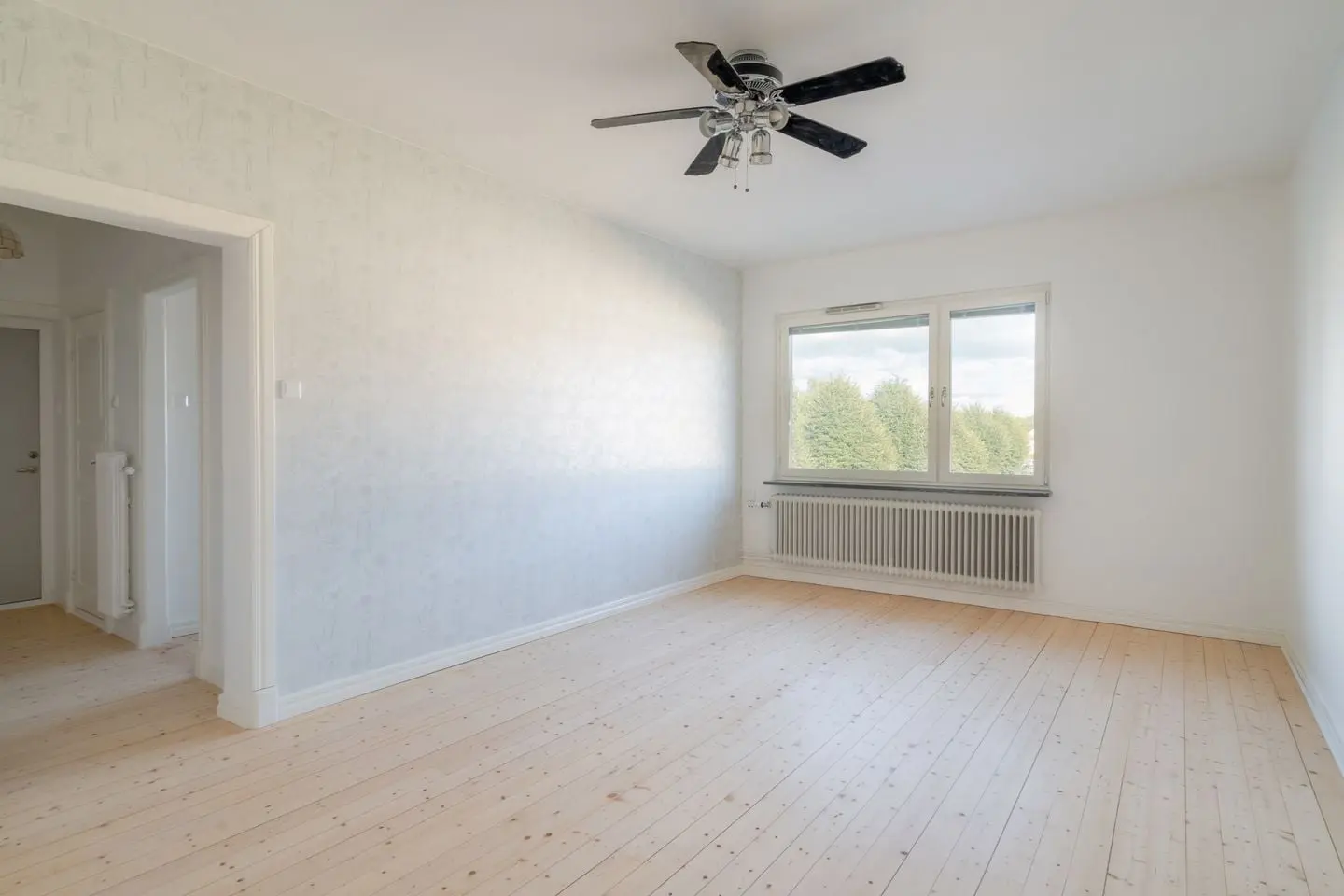 Bild 1 av 19 på Sliparvägen 3C