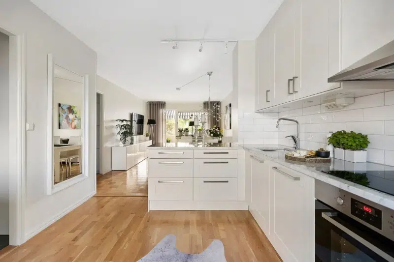 Apartment, 2 rooms, 58 m² in Stockholm