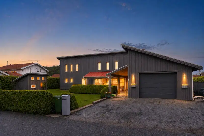 House, 6 rooms, 184 m² in Ytterby