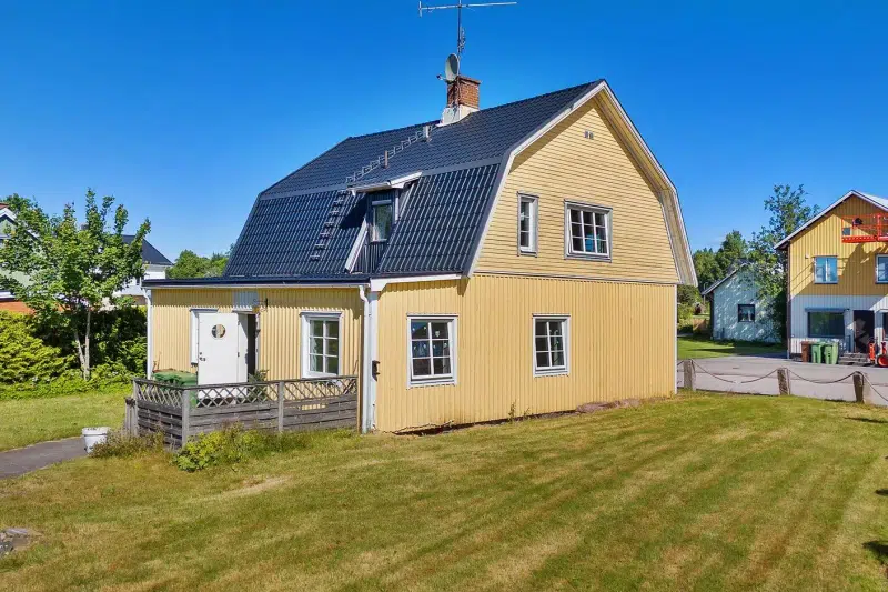 Villa, 6 rum, 165 m² i Bäckefors