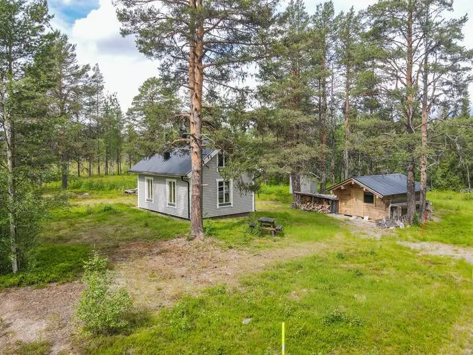 Bild 1 av 21 på Lill-Varjisträsk