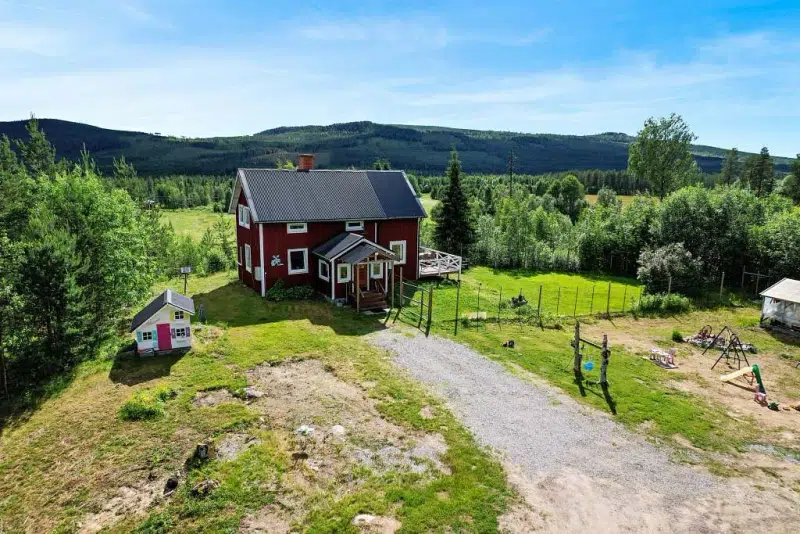 Apartment, 5 rooms, 130 m²