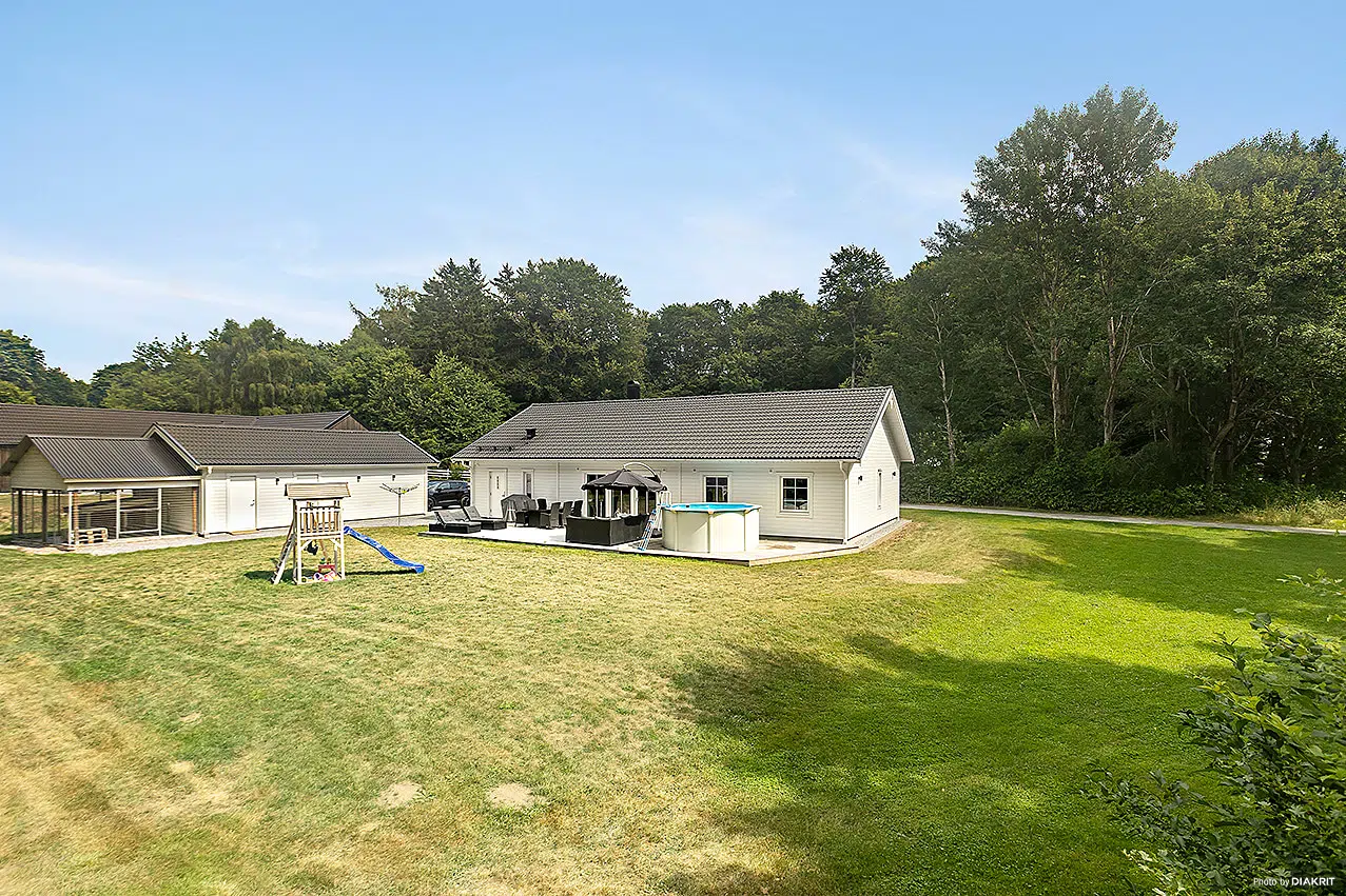 Villa, Åkarevägen 7, Karlshamn. Bild 1 av 1