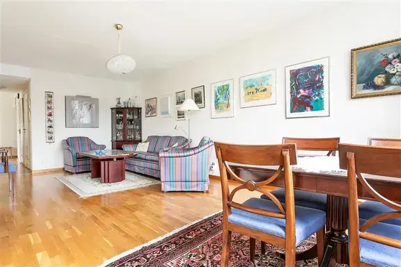 Bild 1 av 21 på Wirevägen 4