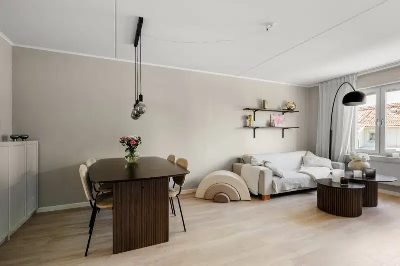 Apartment, 3 rooms, 84 m² in Farsta