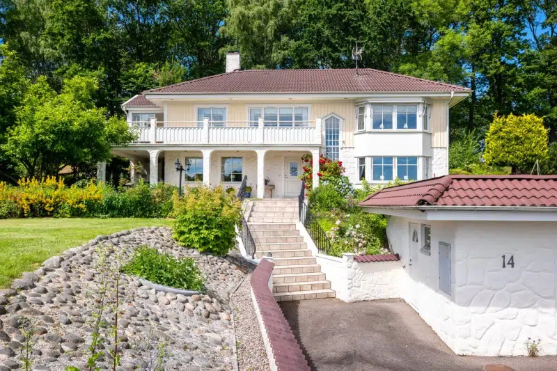 House, 7 rooms, 205 m² in Kungälv