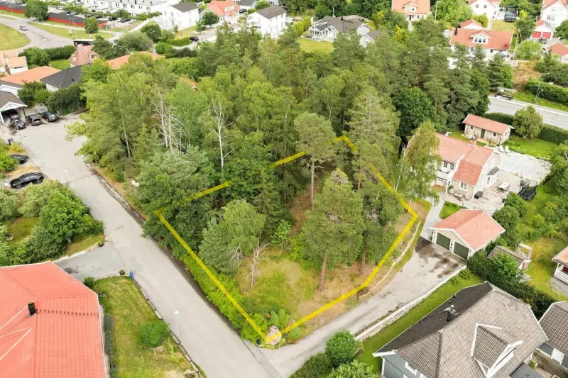 Tomt / mark i Upplands Väsby