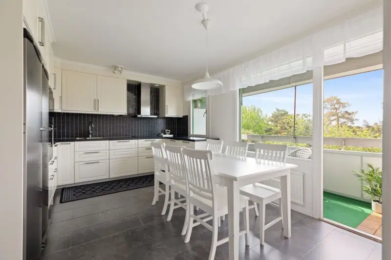 Apartment, 3 rooms, 82 m² in Sundbyberg