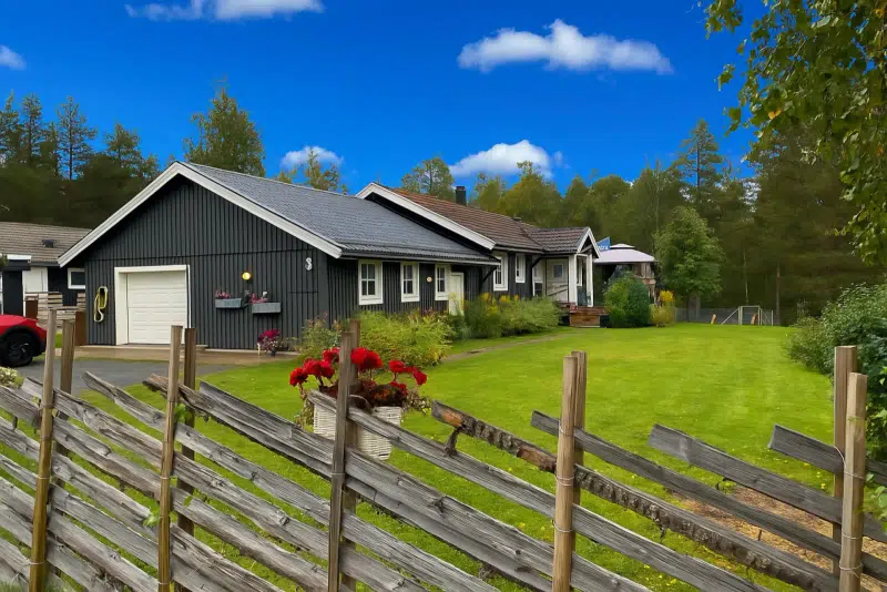 House, 6 rooms, 137 m² in Älvdalen