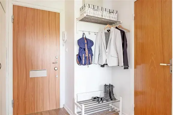 Bild 1 av 1 på Baronstigen 14