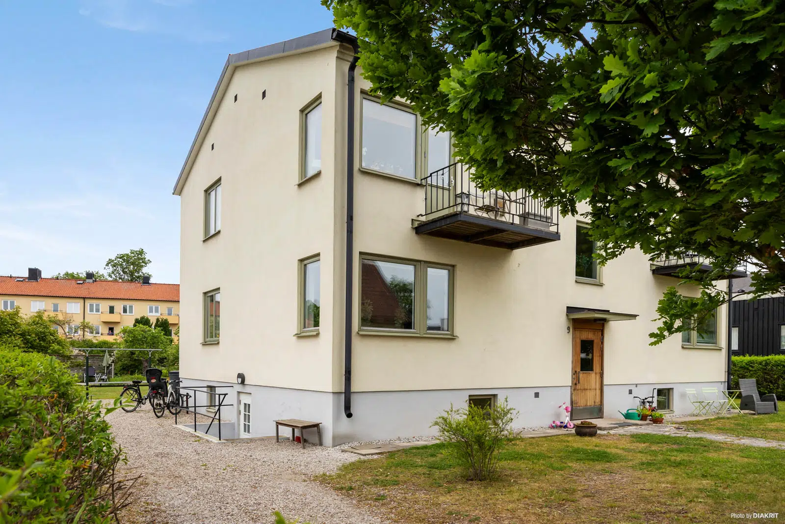 Image 1 of 1 of Ekmansgatan 9