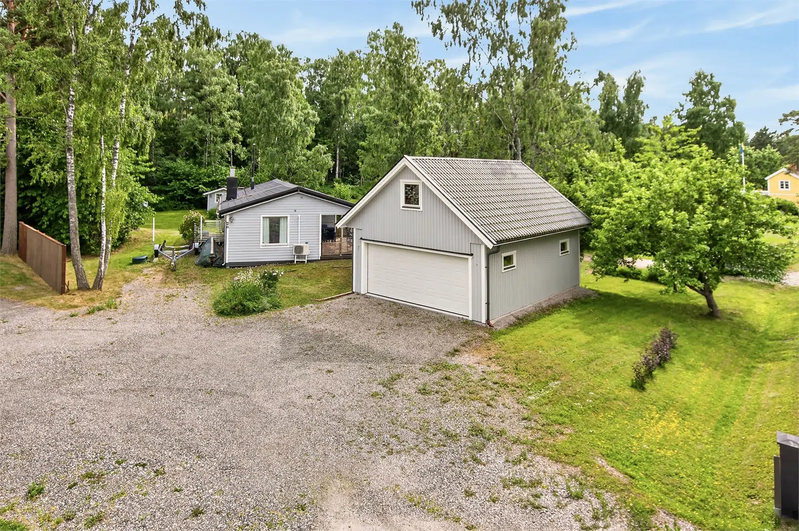 Image 1 of 1 of Danviksvägen 20