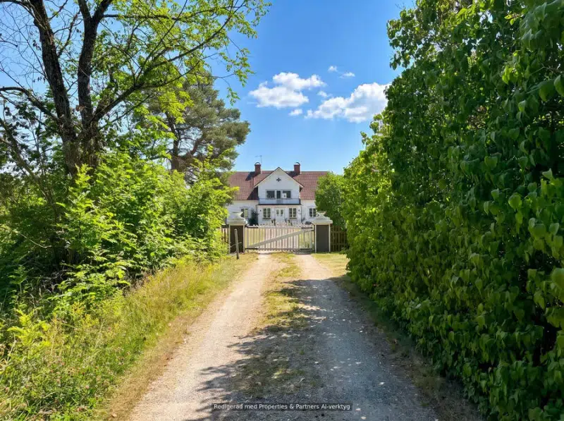 Farm, 6 rooms, 282 m² in Norrköping