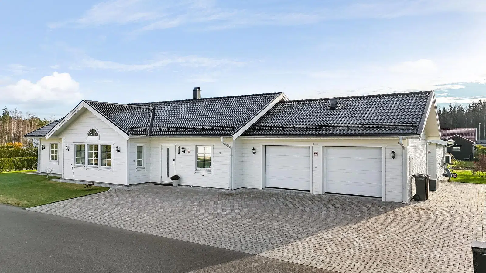 Bild 1 av 21 på Hermelinstigen 1