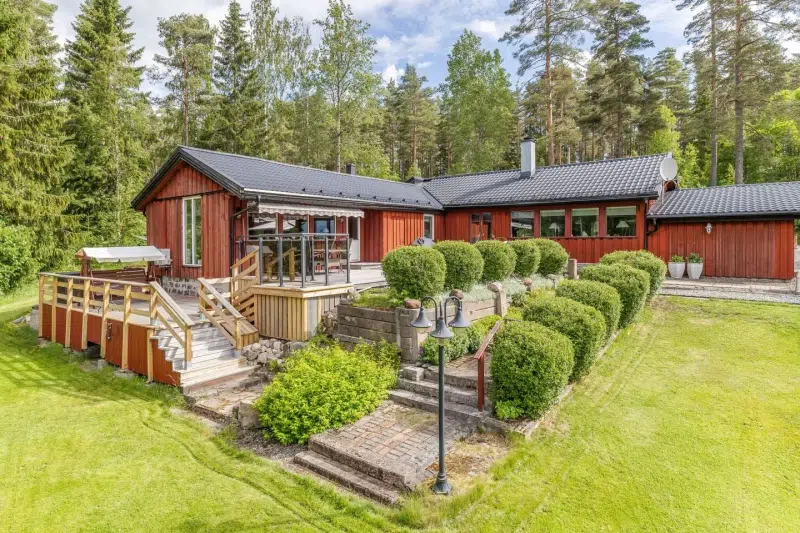 Villa, 3 rum, 90 m² i Ljusnarsberg