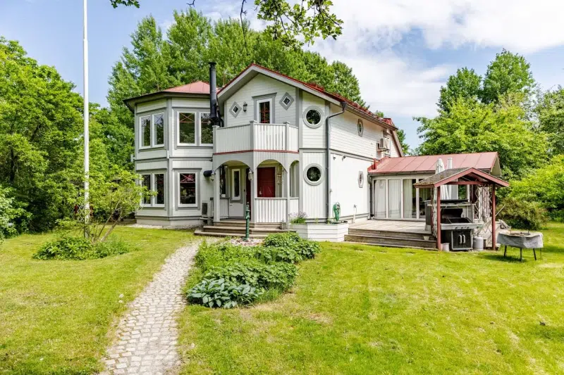 Villa, 8 rum, 147 m² i Enköping