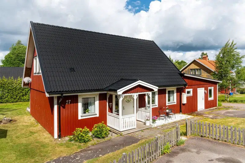 House, 10 rooms, 235 m² in Degerfors