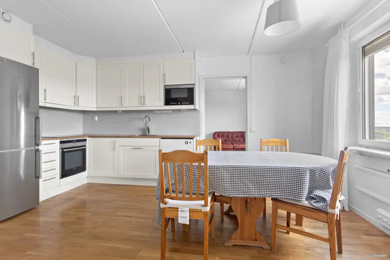 Lägenhet, 4 rum, 111 m² i Stockholm