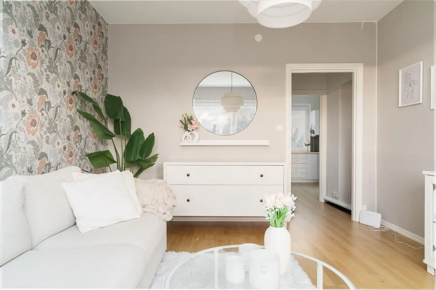Image 1 of 22 of Storgatan 17B