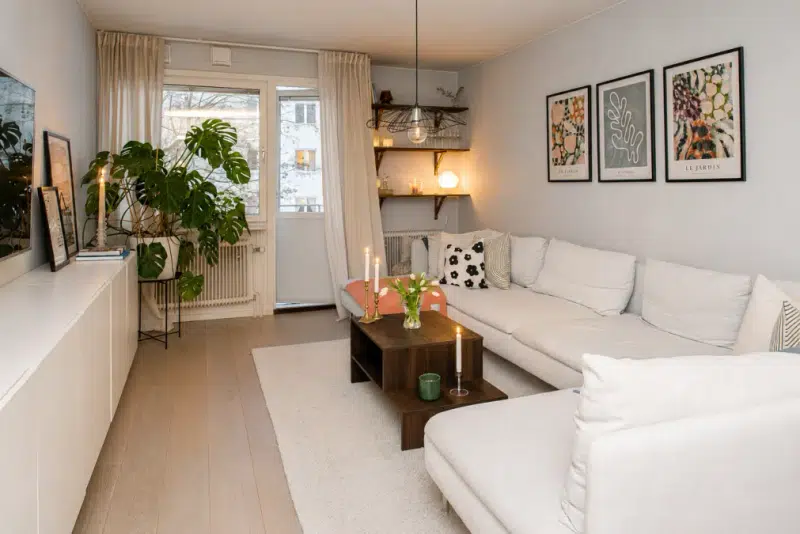 Lägenhet, 1 rum, 43 m² i LP: 2026-08-06
                        U: 2026-08-06
                        FP: 2026-08-06