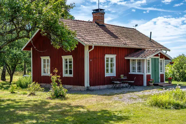 Image 1 of 21 of Veckholms-Säby 10
