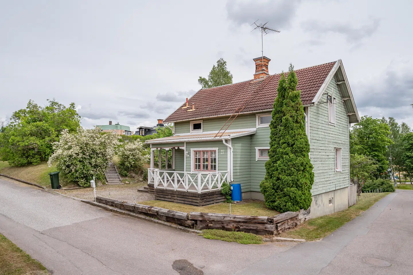 Image 1 of 41 of Solåkersvägen 21