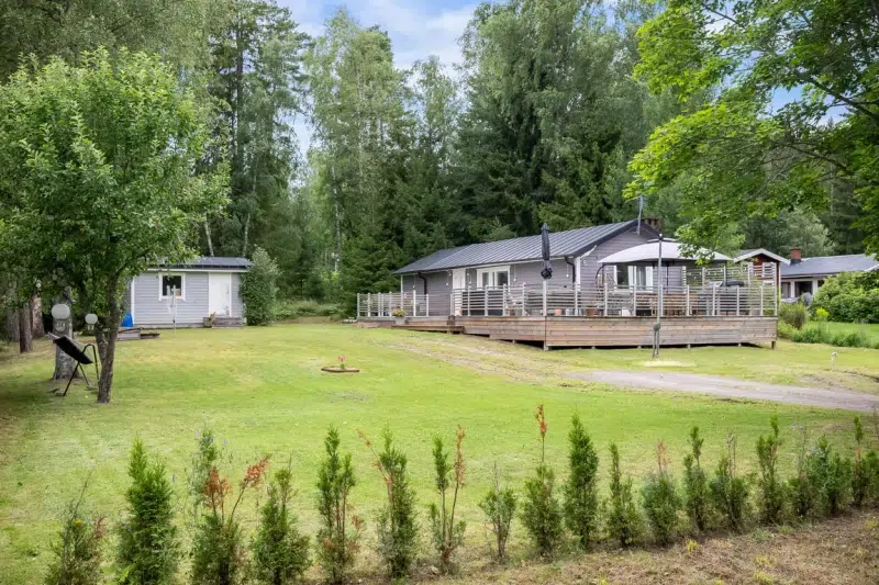 House, 2 rooms, 70 m² in Haninge