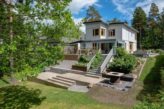 Bild 1 av 21 på Skogsstigen 21