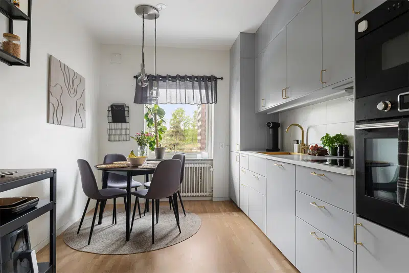 Apartment, 2 rooms, 61 m²