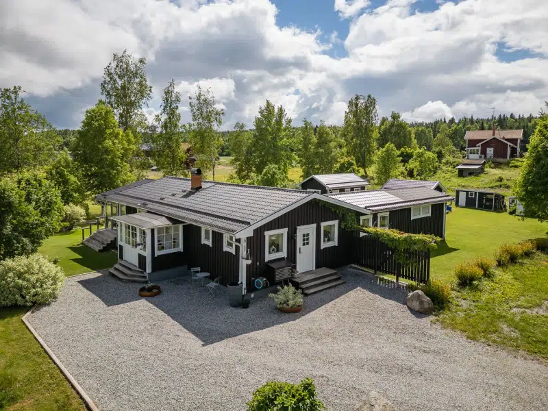 Fritidshus, 3 rum, 131 m² i Skinnskatteberg