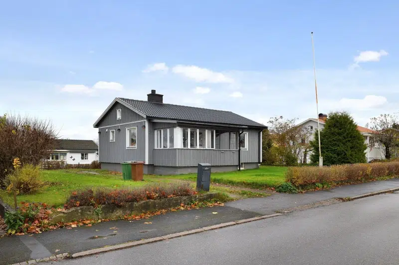 House, 5 rooms, 70 m² in Falköping