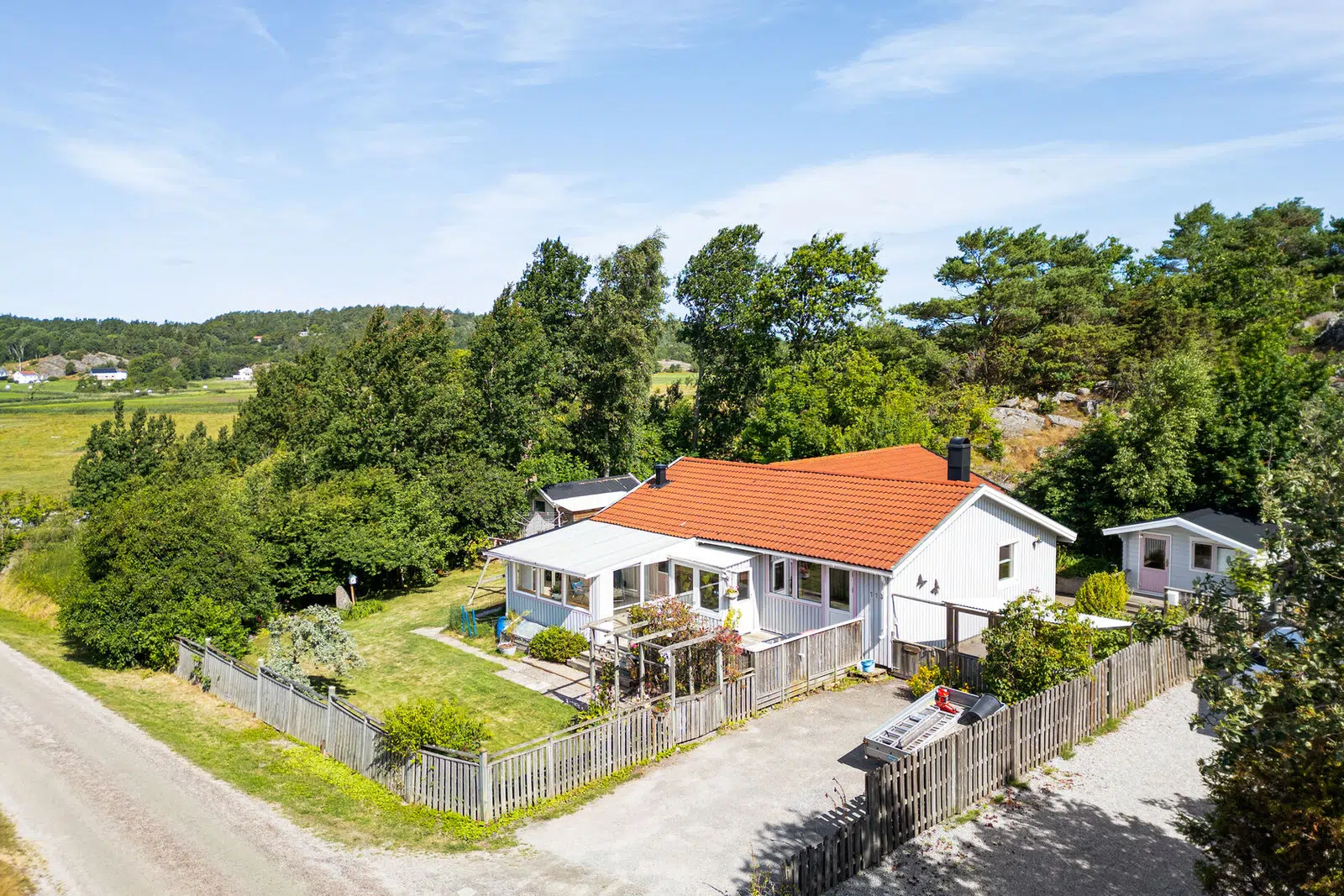 Bild 1 av 29 på Valsäng 113