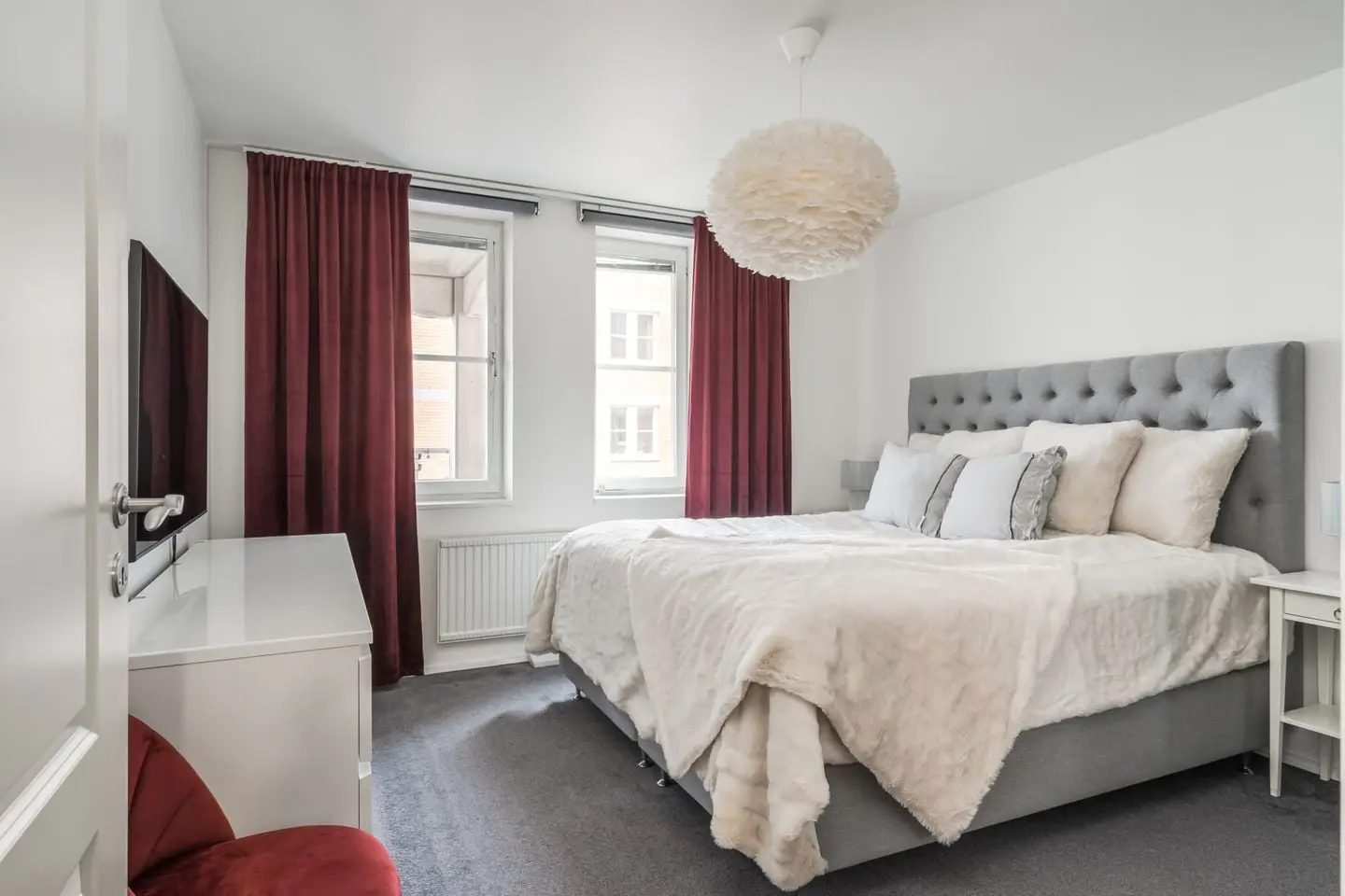 Image 1 of 26 of S:t Persgatan 37
