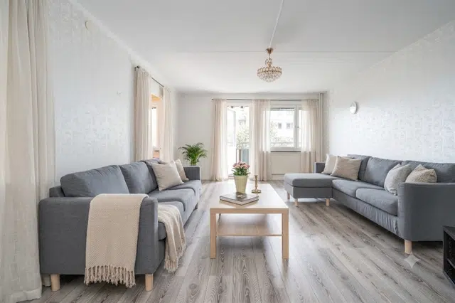 Apartment, Skäftingebacken 19, Stockholm. Photo 1 of 1