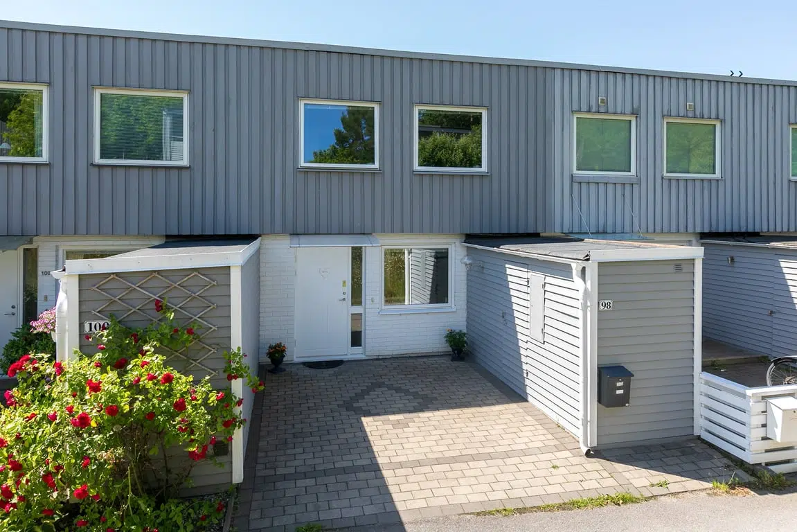 Bild 1 av 37 på Lidaleden 98