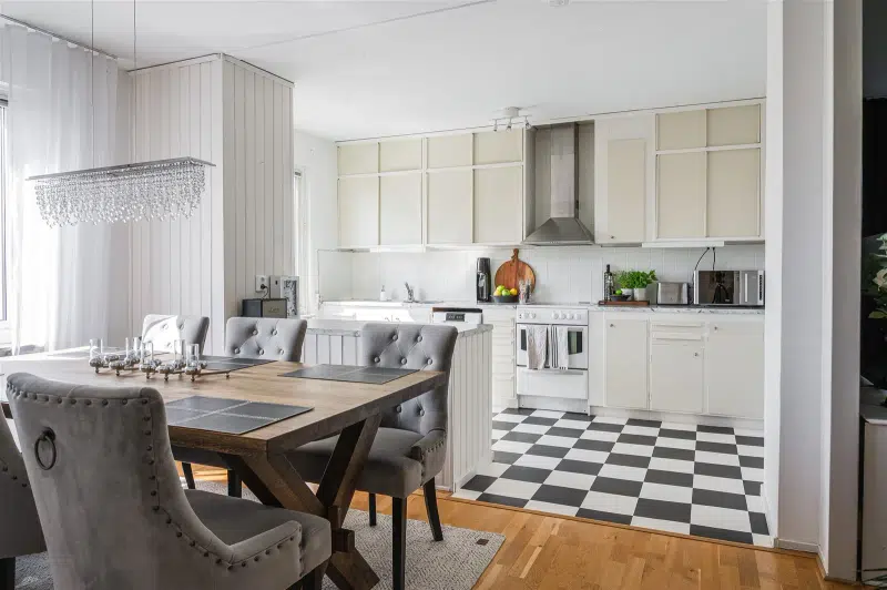 Lägenhet, 3 rum, 78 m² i Vara