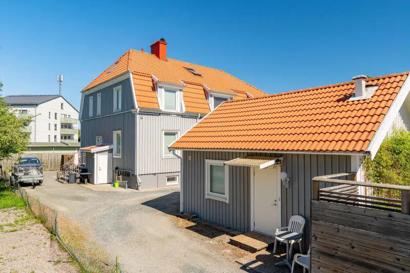 Apartment, 2 rooms, 800 m² in Lidköping