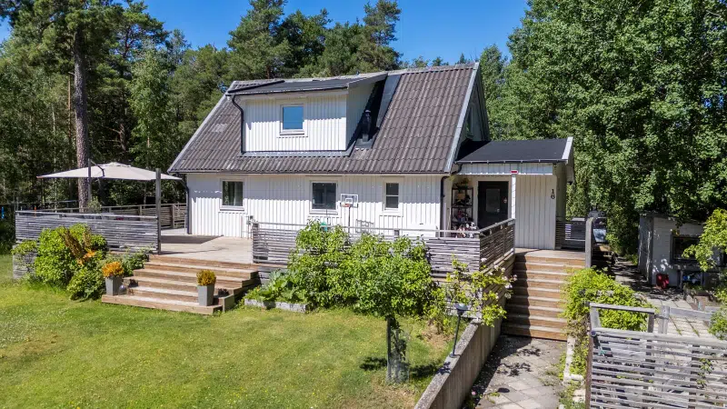 House, 136 m²