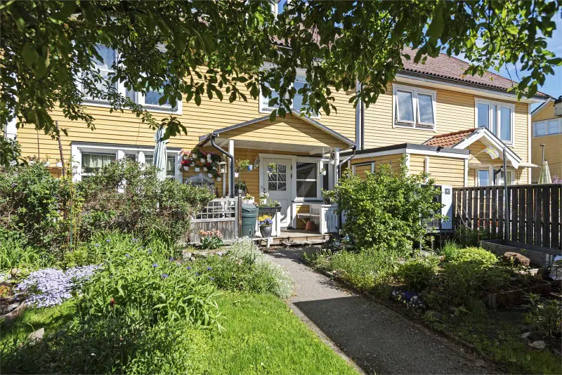 House, 8 rooms, 160 m²