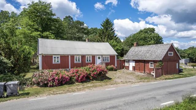Image 1 of 21 of Mörbyvägen 76