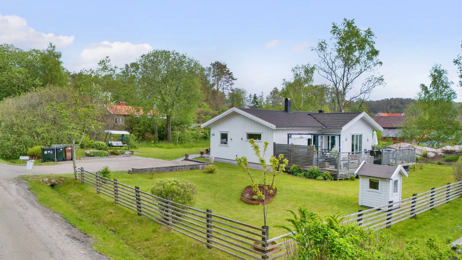 Image 1 of 21 of Valsäng 302
