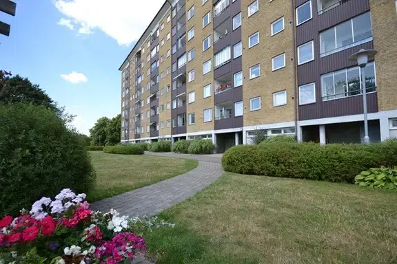Image 1 of 1 of Storgatan 4
