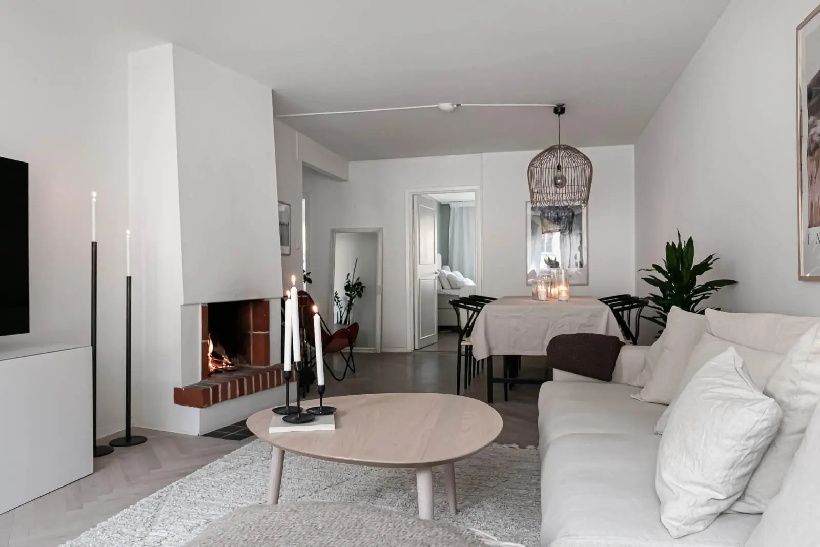 Image 1 of 17 of Bromsgatan 7B