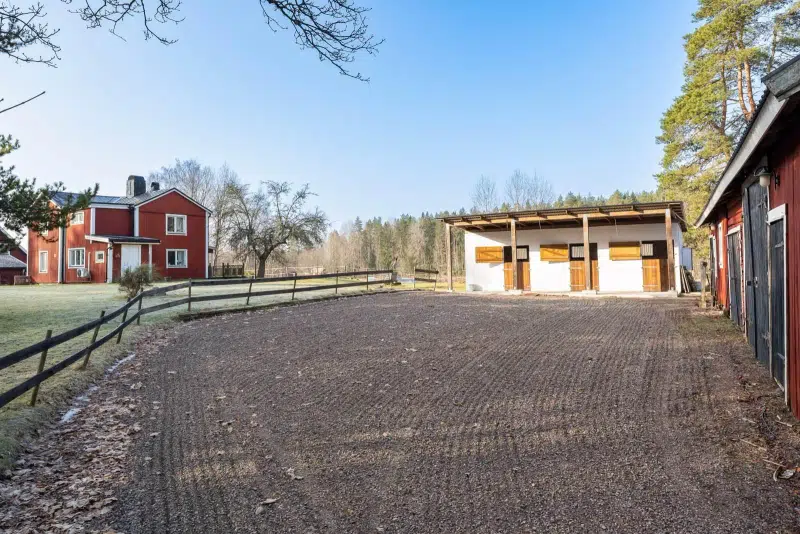 Villa, 4 rum, 120 m² i Lekeberg