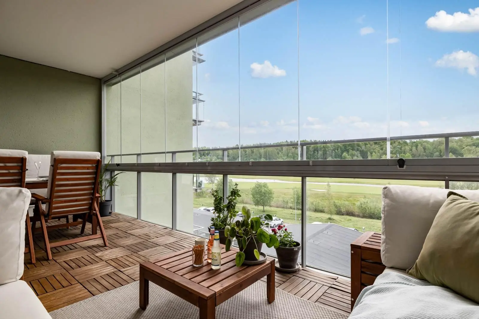Lägenhet, Karlsdalsallén 47A, Örebro. Bild 1 av 1
